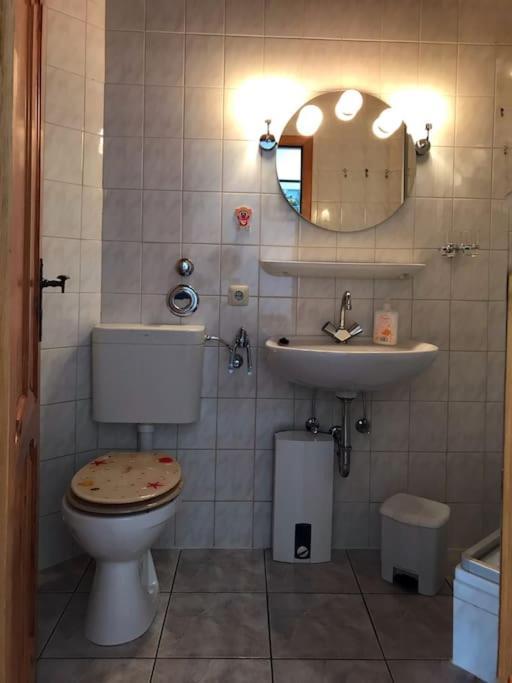 Obergeschosswohnung Mit Ausblick Mechernich Bagian luar foto